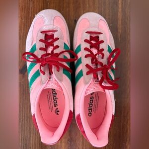 Adidas women’s Sneakers in Pink and Green